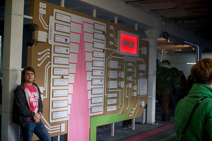 AMaze2015_Exhibit_01